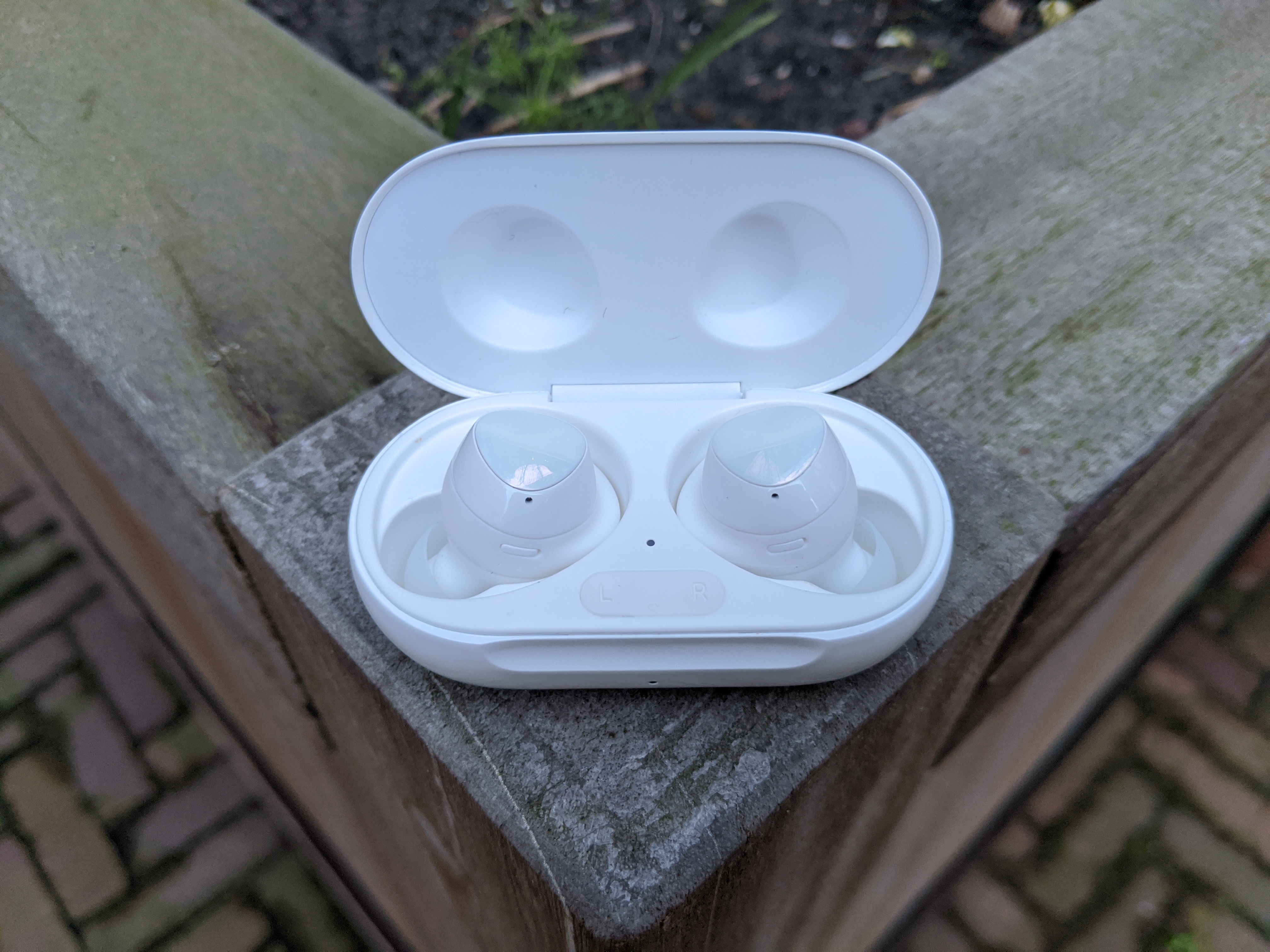 samsung galaxy buds plus