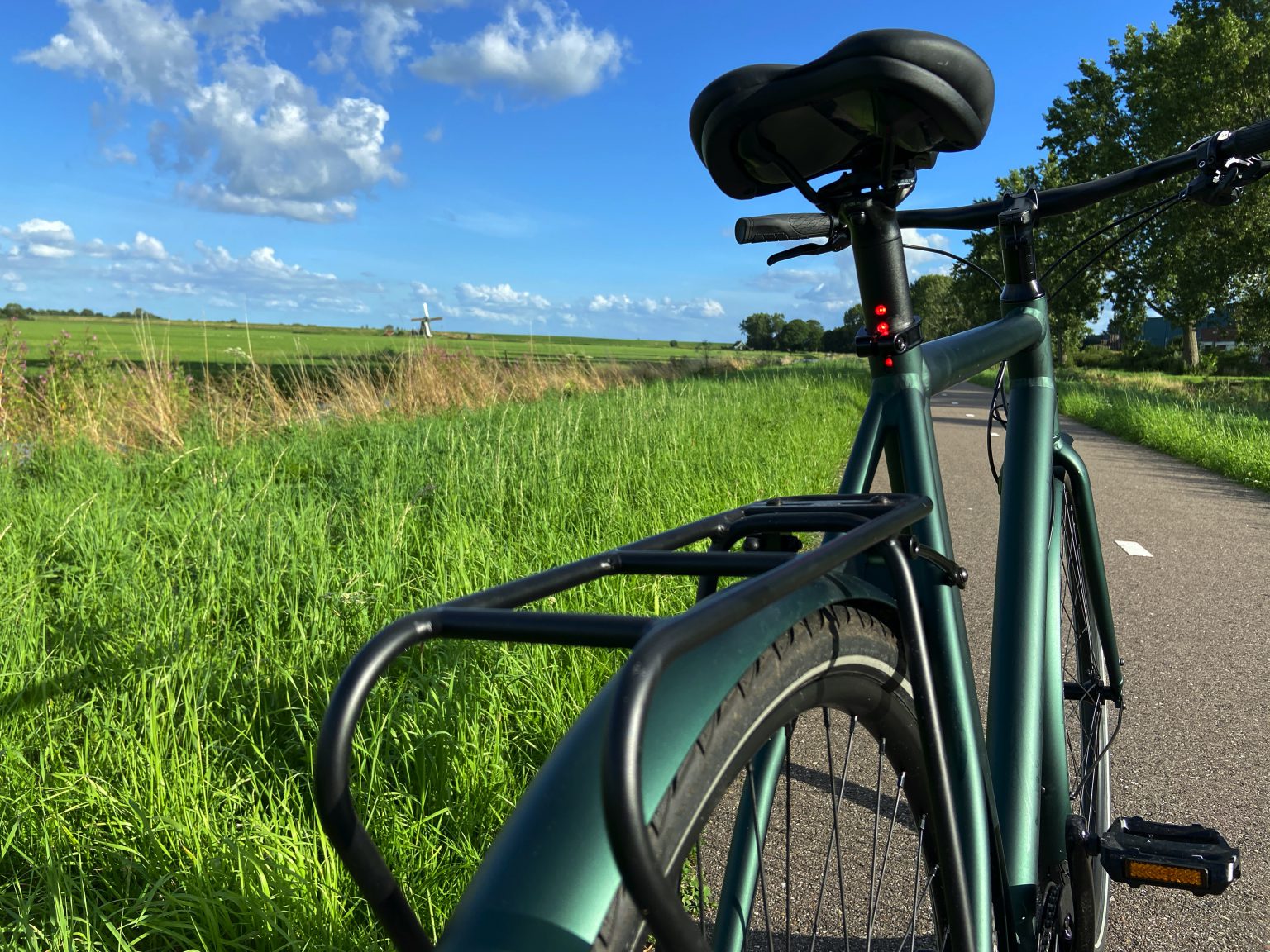 ampler bike stout