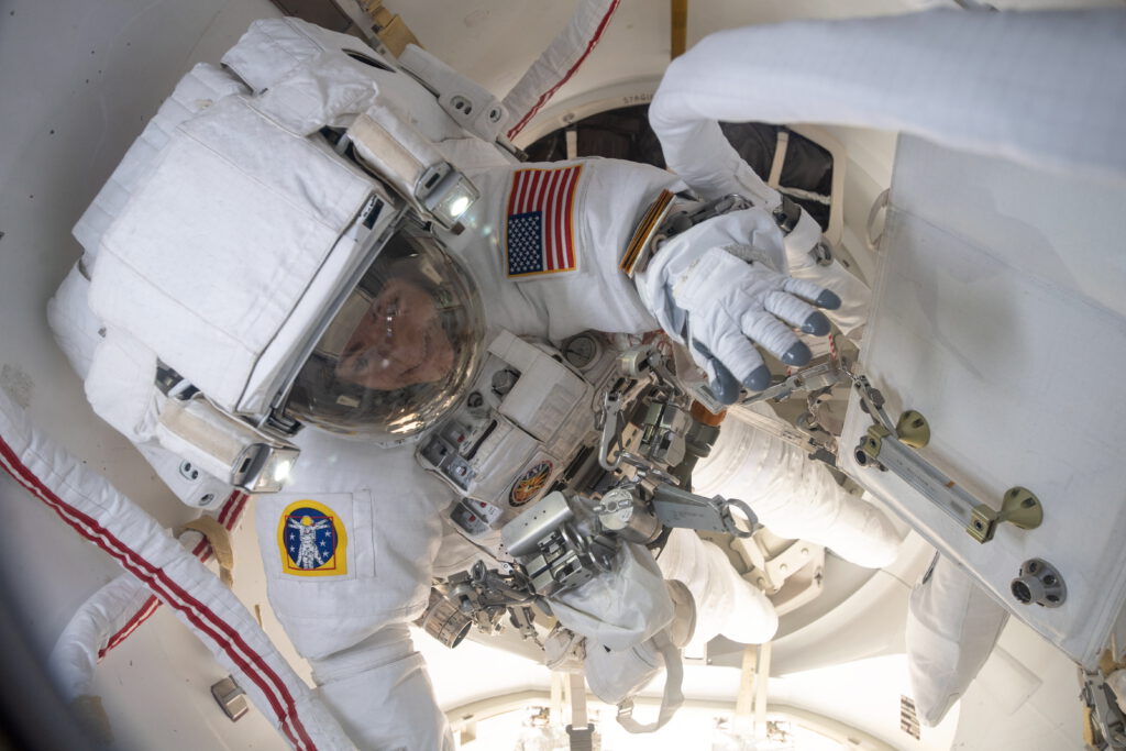 een jaar in de ruimte een leven lang astronaut man