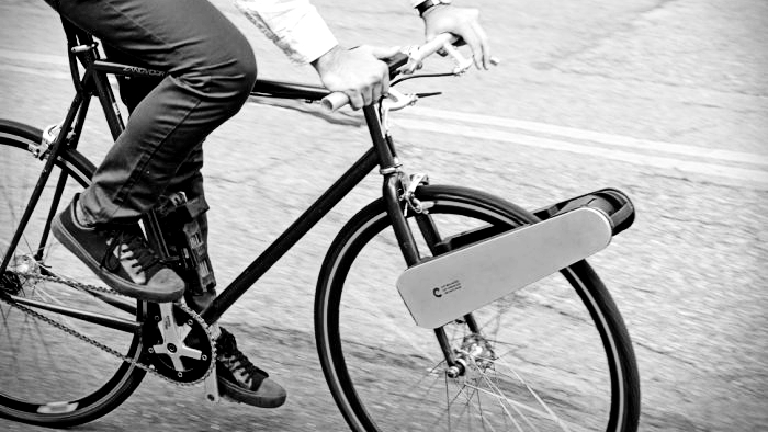 Verdrag Algemeen Stout Deze betaalbare gadget maak een elektrische fiets van je gewone fiets